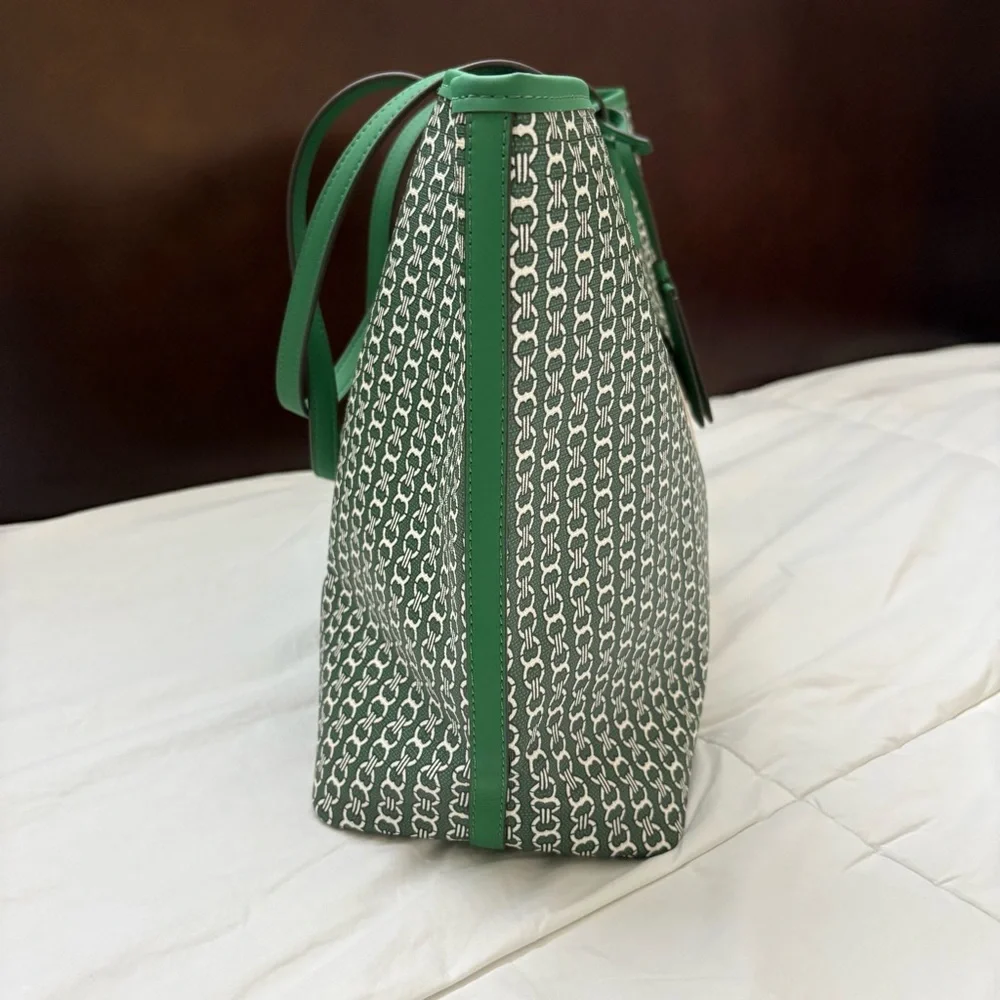Tory Burch Gemini Link Large Tote (Green) - Picture 2 of 10